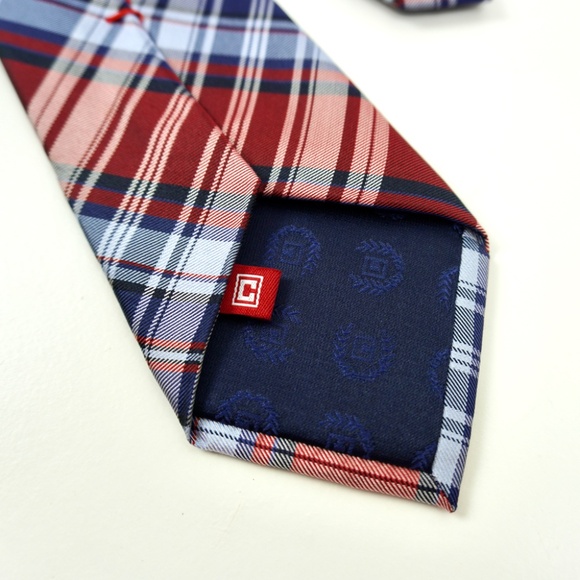Chaps Mens Tie 100% Silk Plaid Blue Red Classic Preppy - Picture 4 of 6